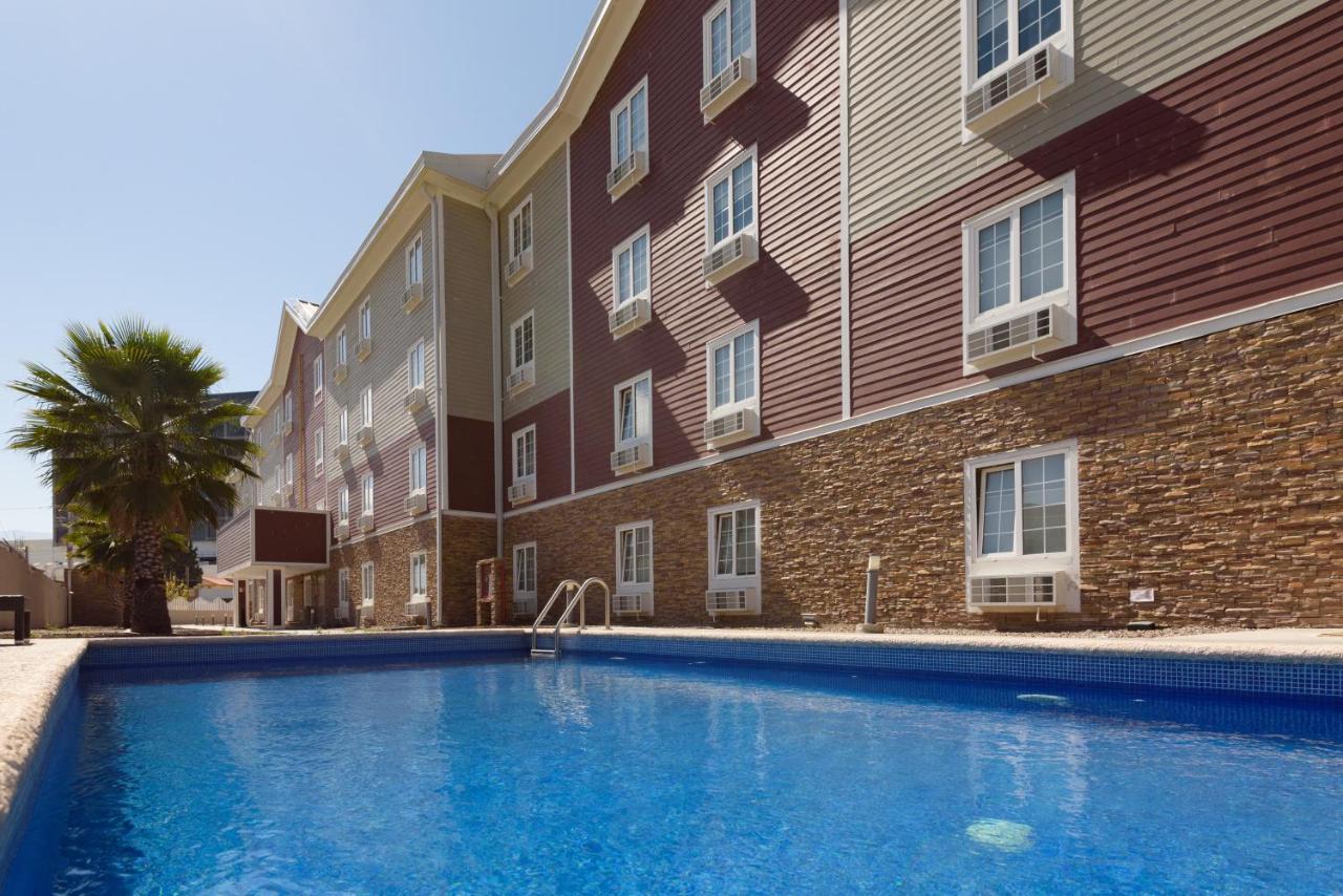 Extended Suites Saltillo Galerias Εξωτερικό φωτογραφία