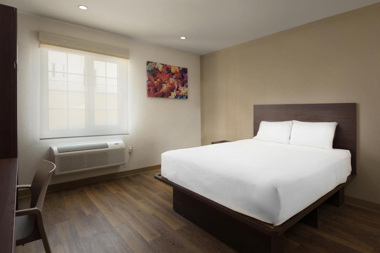 Extended Suites Saltillo Galerias Εξωτερικό φωτογραφία
