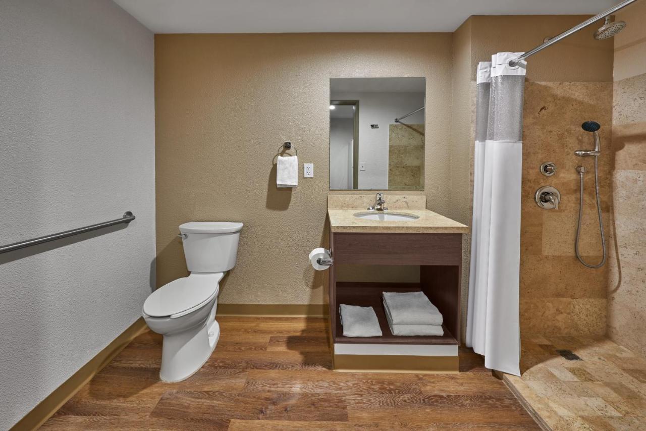 Extended Suites Saltillo Galerias Εξωτερικό φωτογραφία